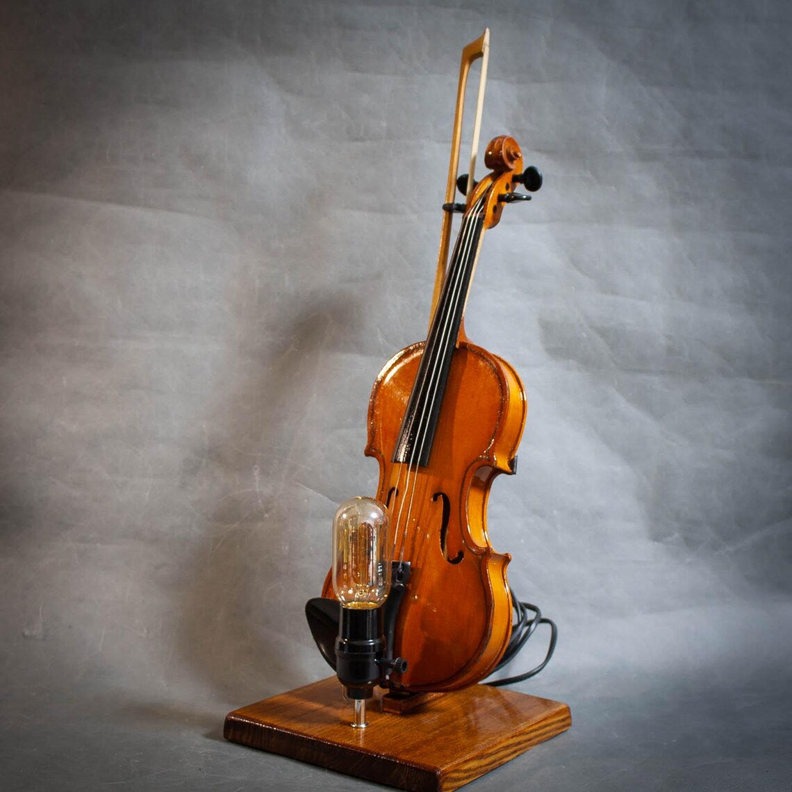 🌟Vintage Style Lamp with Detachable Children's Violin